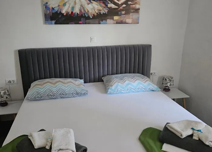 Koko With Private Jacuzzi Apartment