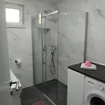 Apartment Koko With Private Jacuzzi Makarska