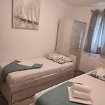 Koko With Private Jacuzzi Apartment *