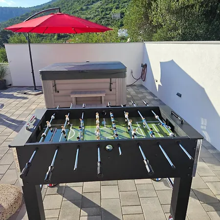 Appartamento Koko With Private Jacuzzi Makarska