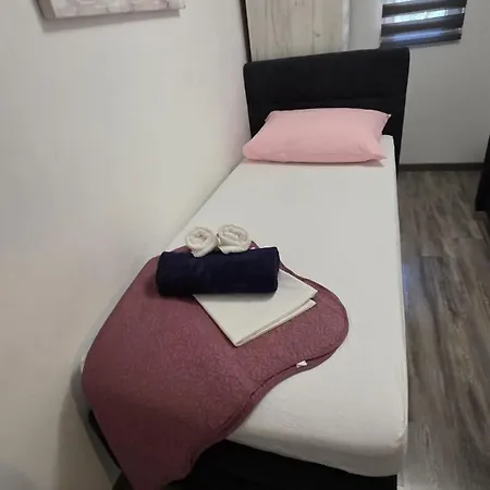 Apartment Koko With Private Jacuzzi Makarska
